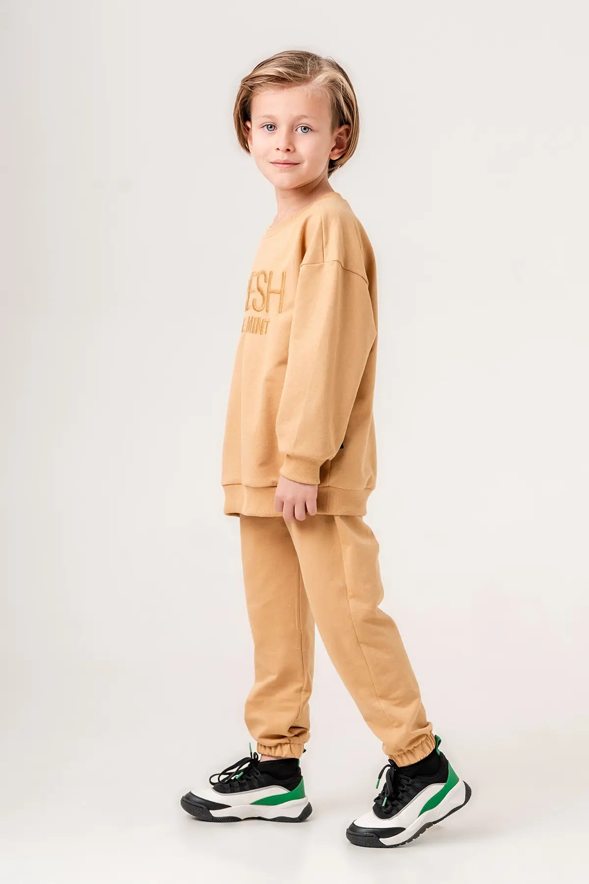 Kids Tracksuit Outfit Unisex, "Fresh" Embroidery Sweatshirt, 2-Piece for Kids